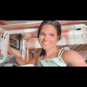 Meet your Posher, Bailee